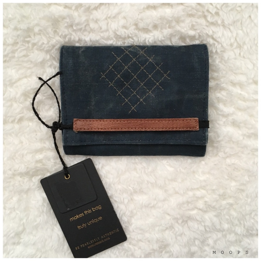 NWT Men’s trifold wallet